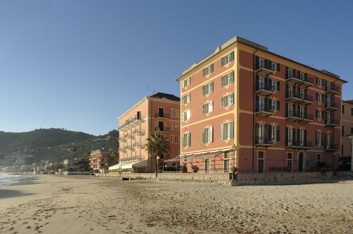 Hotel Residence Baiadelsole Laigueglia Buitenkant foto