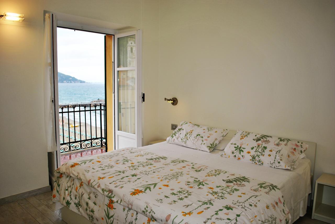 Hotel Residence Baiadelsole Laigueglia Buitenkant foto
